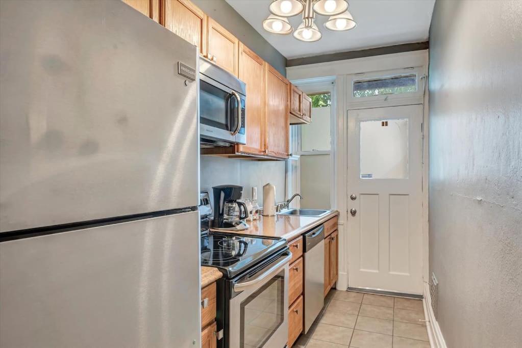 Historic First Floor Unit In Shaw Community Stl 1e