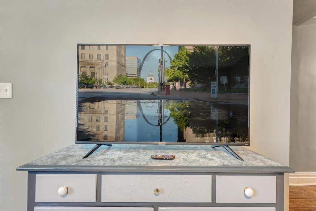 Historic First Floor Unit In Shaw Community Stl 1e Hébergement de vacances